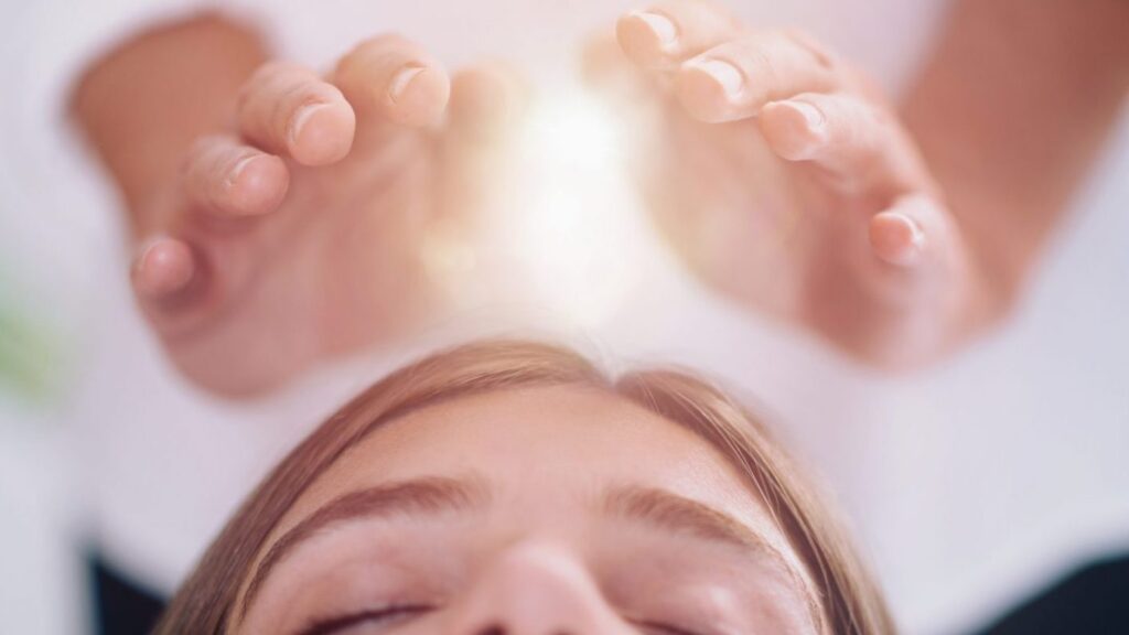 Reiki healing treatment